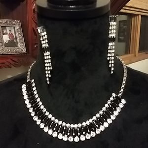 Stunning statement necklace and matching earrings